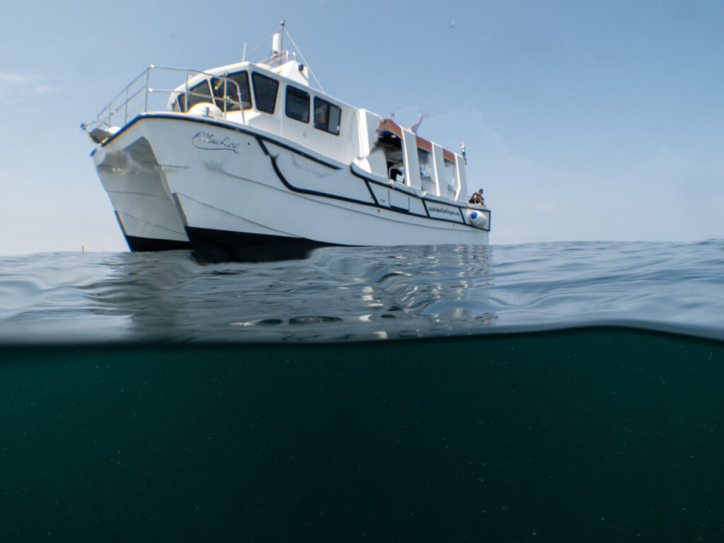 exploration-plongées Bretagne-JM-bateau-maclow1
